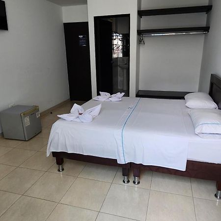 Hotel Torres Del Llano 요팔 외부 사진
