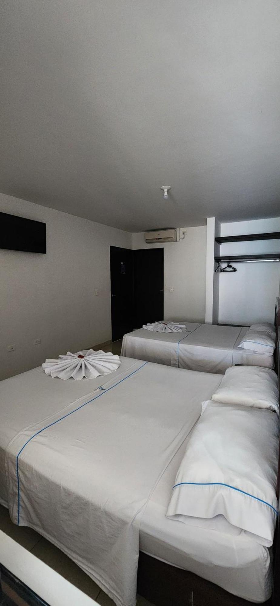 Hotel Torres Del Llano 요팔 외부 사진